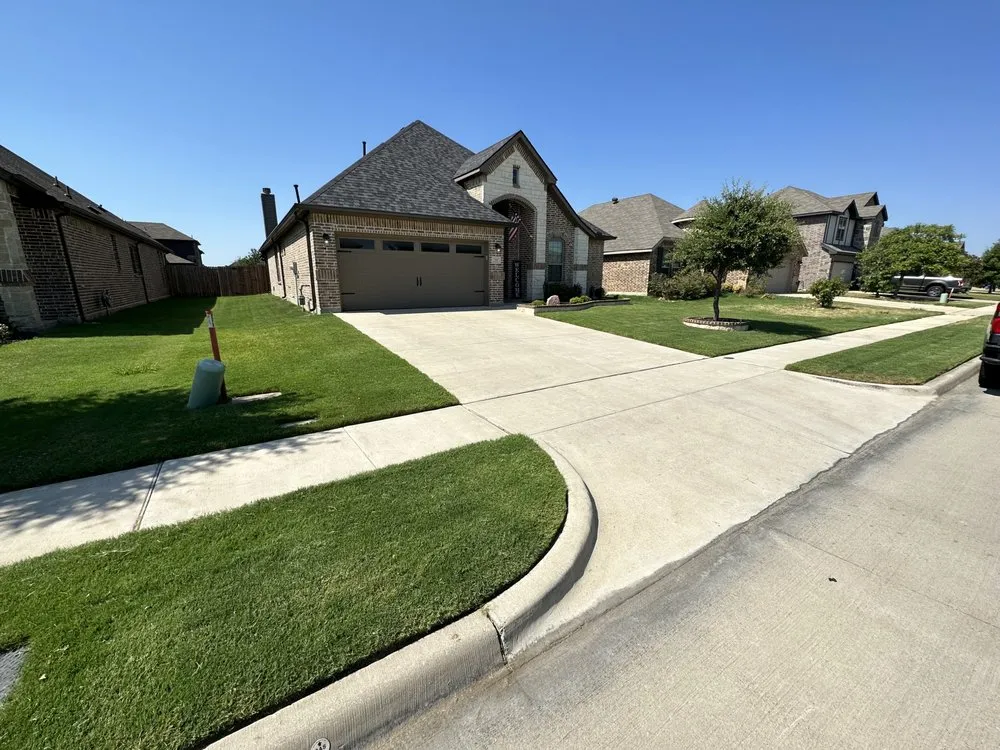 Trusted landscape design for beautiful yards across Fort Worth, TX - Paz’s Cuts & edges