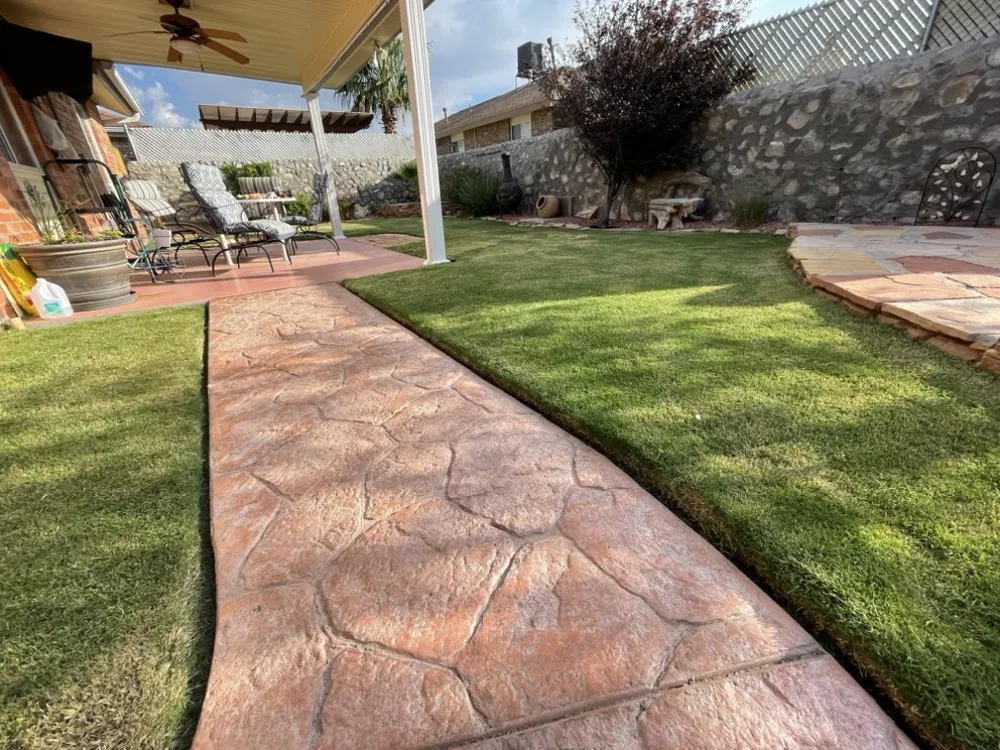 Local yard cleanup service near you across Fort Worth, TX - Paz’s Cuts & edges