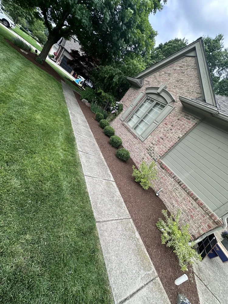 Expert landscaping services for residential properties in Lincoln Park, MI by PB Brandai Landscaping