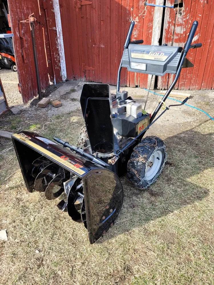 Affordable yard maintenance in Port Byron, IL by PB Lawncare