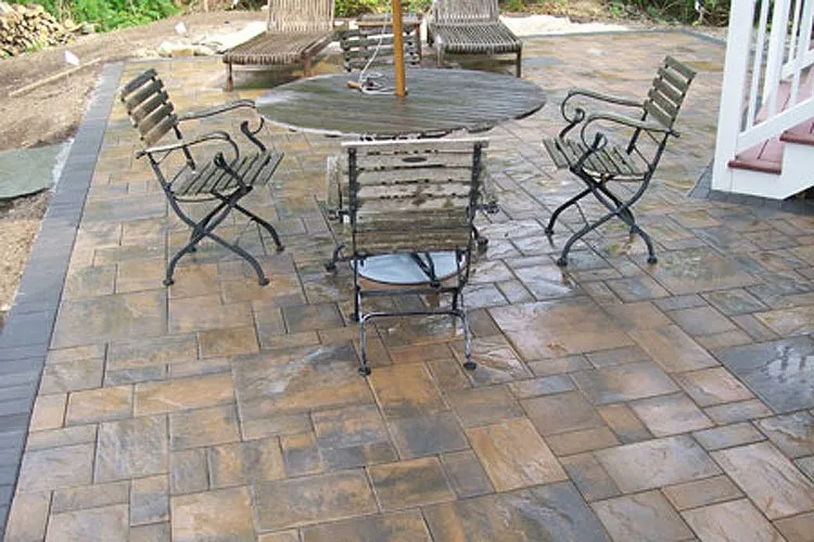 Affordable lawn mowing service for homes across Oceanside, CA - PB's Greenthumb