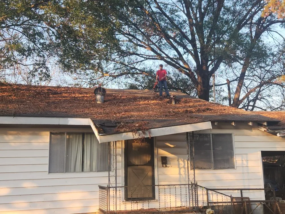 Affordable lawn mowing service experts serving Clarksville, AR - P&C Lawn Care