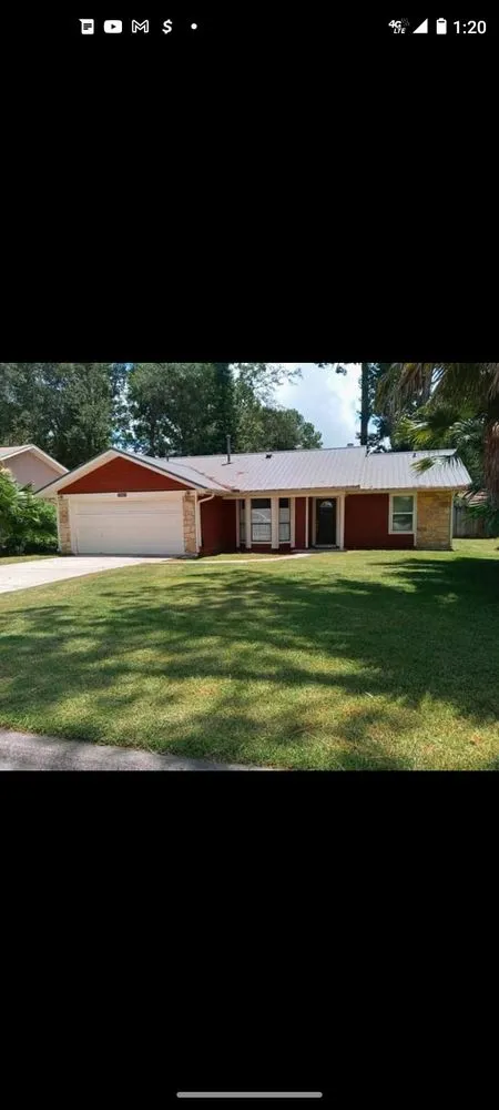 Expert lawn care service experts serving Bronson, FL - P&C Ultimate Lawn Care