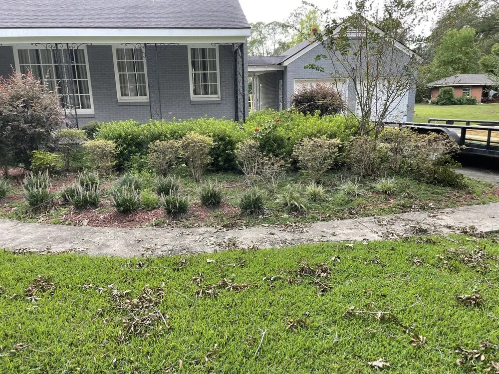 Local outdoor landscaping experts serving Baton Rouge, LA - PCR Lawn Care