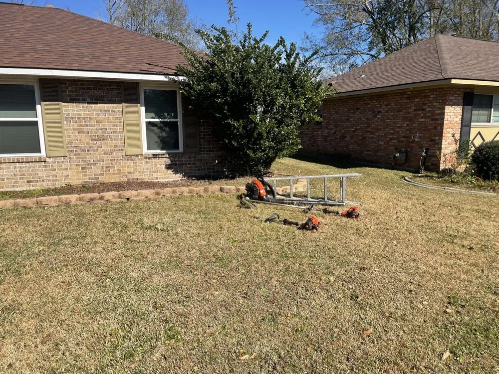 Expert yard maintenance for beautiful yards across Baton Rouge, LA - PCR Lawn Care