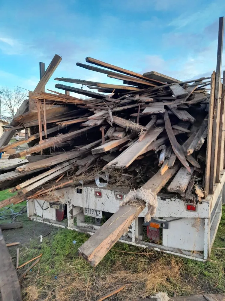 Custom lawn care service for beautiful yards in Fresno, CA by PCRL