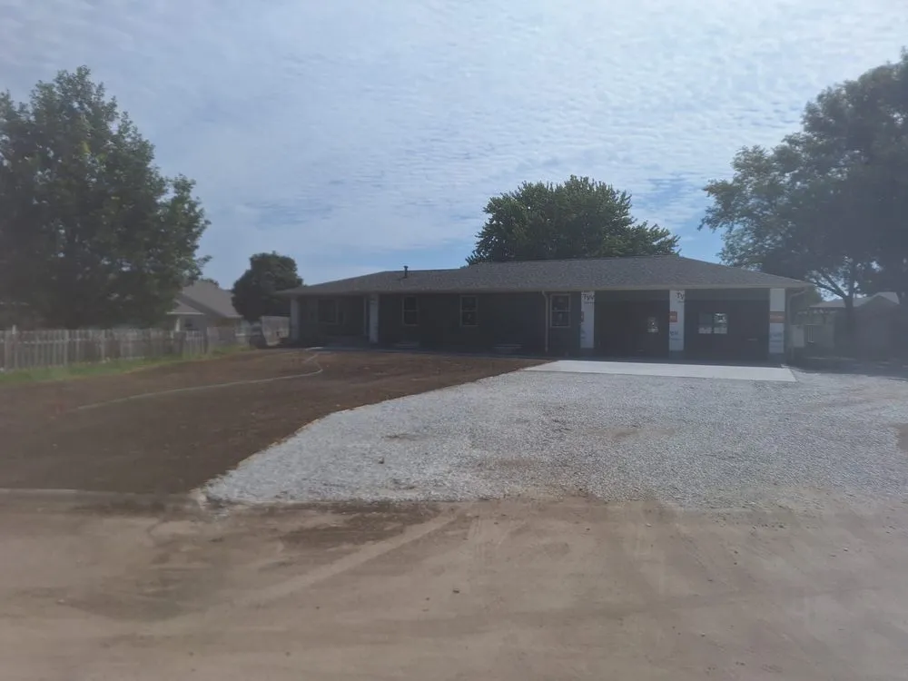 Custom yard maintenance in Aurora, NE by PCRV Haven