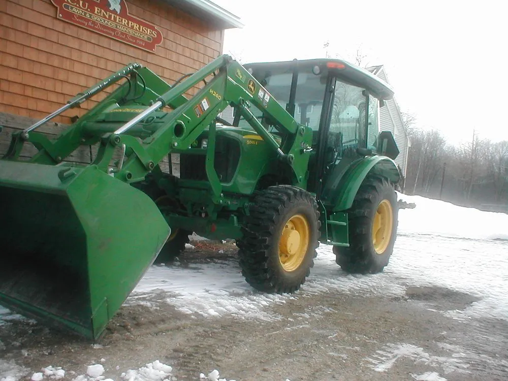 Custom lawn mowing service in Biddeford, ME by Pcu Enterprises Lawn Maintenance