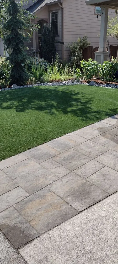 Local lawn mowing service in Vancouver, WA by PD Hardscape