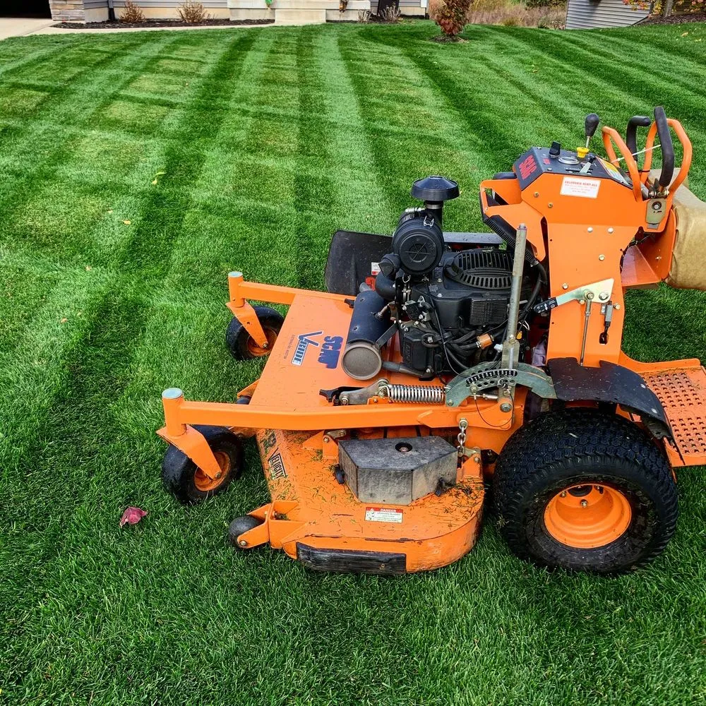 Reliable lawn care service experts serving Caledonia, MI - P&E Simple Cut Lawncare