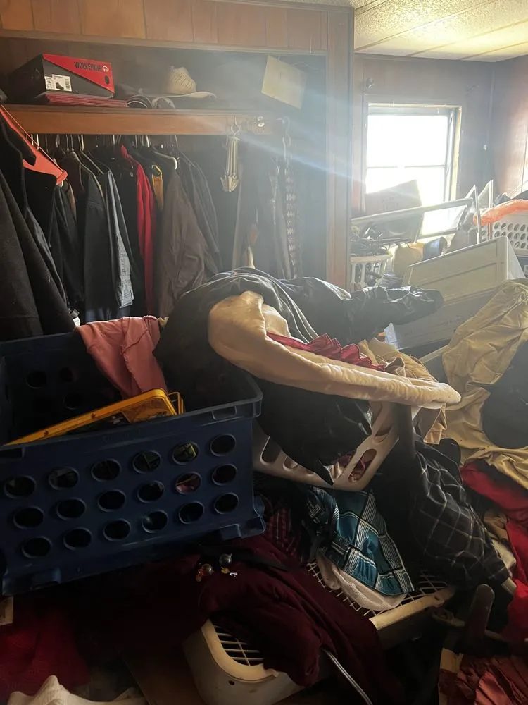 Affordable yard maintenance experts serving Bowling Green, KY - Peace Of Mind