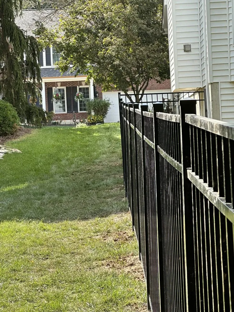 Top-rated lawn mowing service in O Fallon, MO by Peach Landscaping