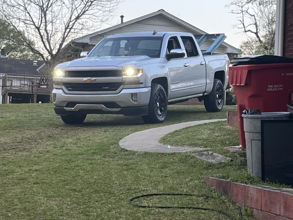 Local lawn care service for beautiful yards in Lilburn, GA by Peach Scapers Landscaping and Urban Gardening