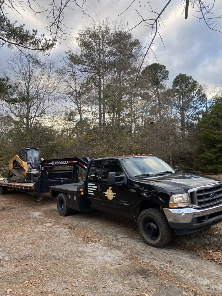 Local yard cleanup service for homes across Milledgeville, GA - Peachstate Land Management