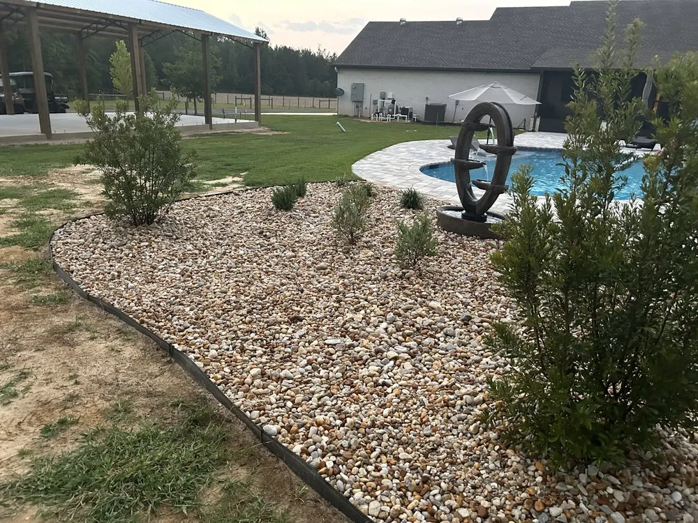 Affordable yard cleanup service for beautiful yards in Cottondale, FL by Peacock’s Lawn & Maintenance
