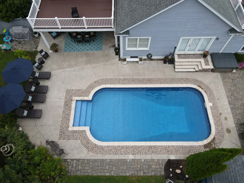 Expert garden landscaping experts serving Round Lake, NY - Peak Environmental