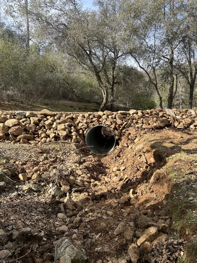 Custom yard maintenance experts serving Bootjack, CA - Peak Excavating