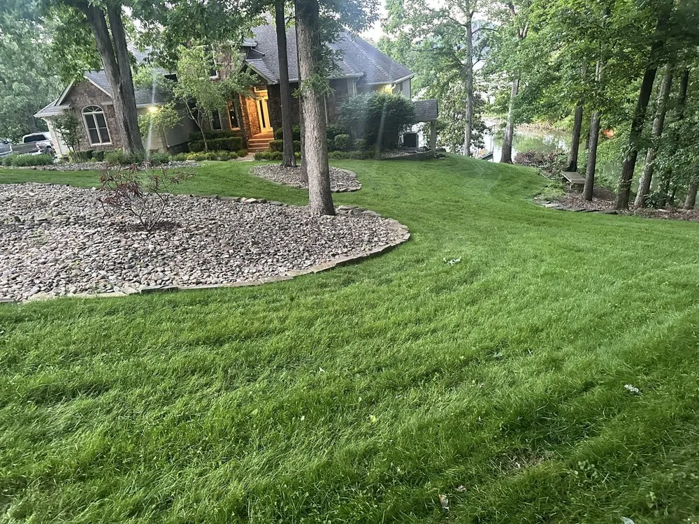 Trusted landscape design experts serving Lenoir City, TN - Peak Mowing