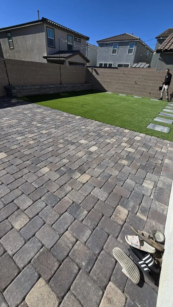 Reliable garden landscaping experts serving Las Vegas, NV - Peak Services