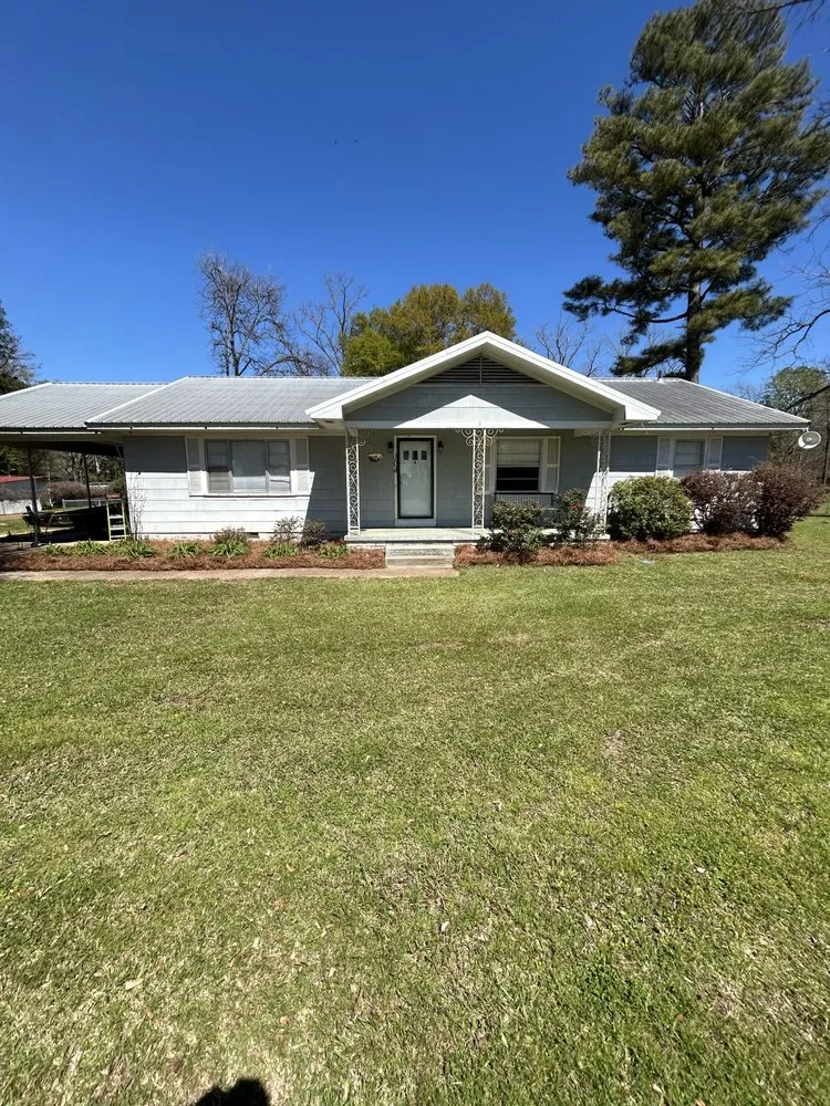 Trusted landscape installation for homes across Bentonia, MS - Pearce Giles landscape