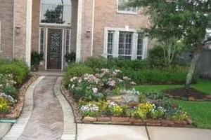 Expert lawn care service in Cypress, TX - Pearce Scapes