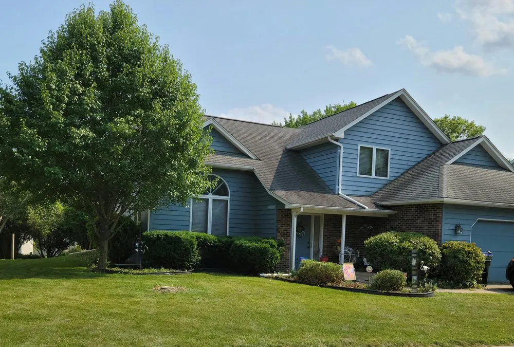 Reliable residential landscaping in Muscatine, IA - Pearl City Lawn & Pest Control