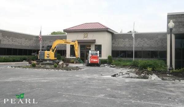 Reliable lawn mowing service experts serving Clifton Park, NY - Pearl Landscaping & Patio Company