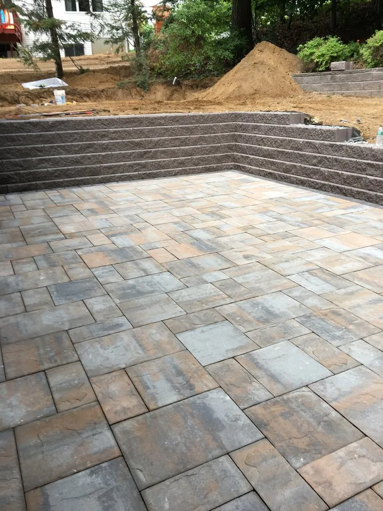 Professional lawn care service for residential properties in Delmar, NY by Pearl Landscaping & Patio Company