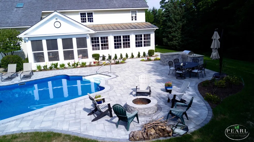 Custom lawn mowing service in Wynantskill, NY - Pearl Landscaping & Patio Company