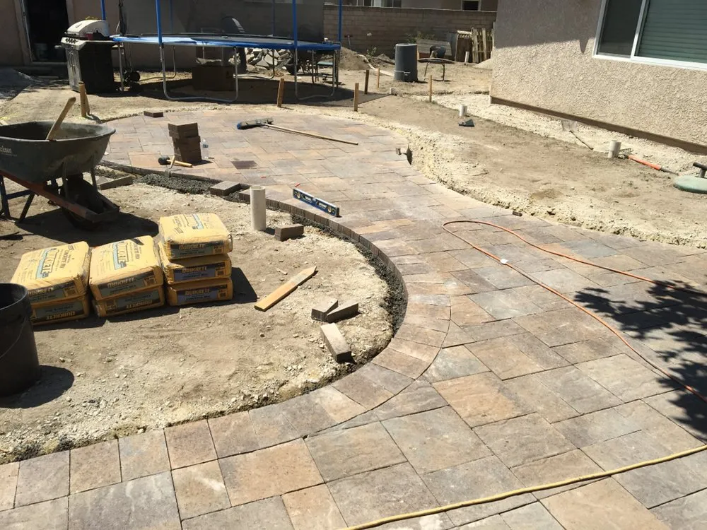 Professional lawn care service in Simi Valley, CA - Peña’s Landscape Care