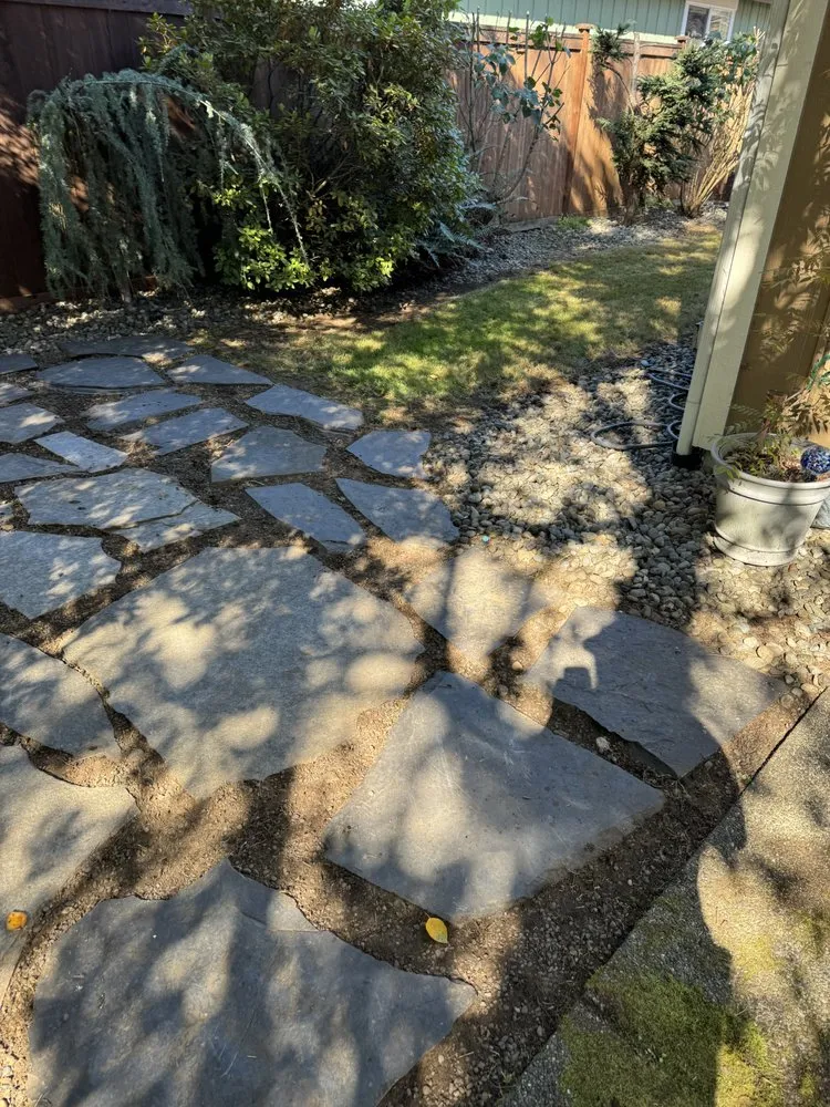 Top-rated outdoor landscaping experts serving Puyallup, WA - Pease Landscaping