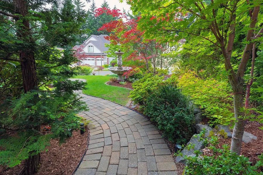 Professional residential landscaping in Franklin, TN by Pebble Creek Landscaping