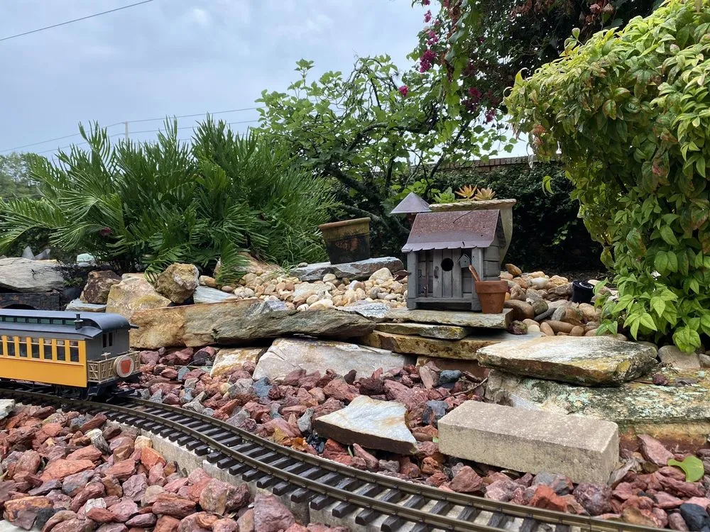 Local lawn mowing service in Sanford, FL by Pebble Junction