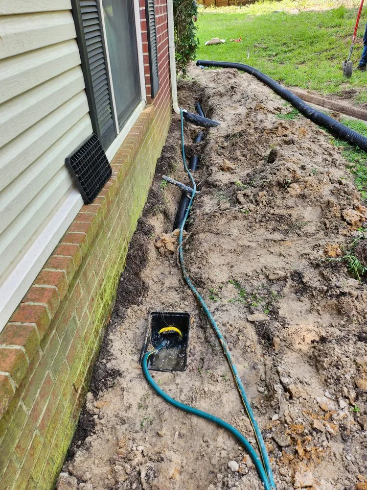 Top-rated lawn care service near you in Magnolia, AR by Pecas Landscape & concrete