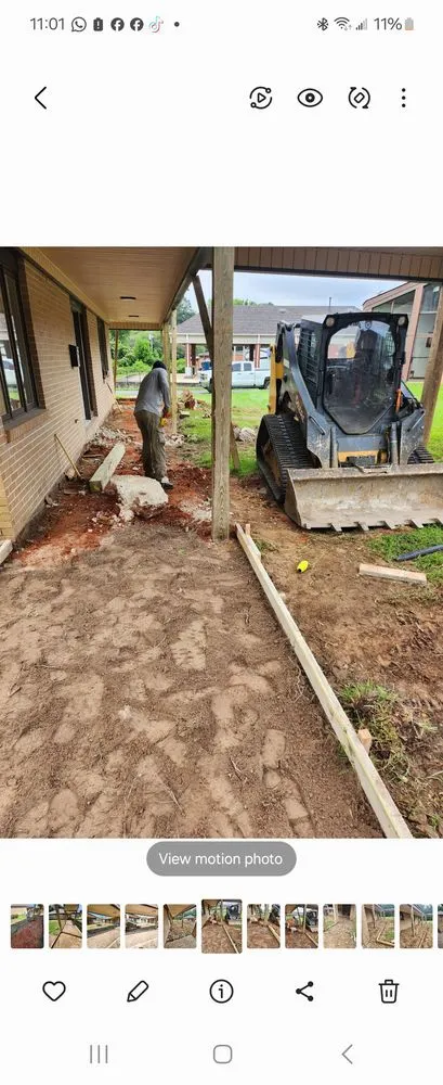 Professional lawn mowing service in Magnolia, AR by Pecas Landscape & concrete