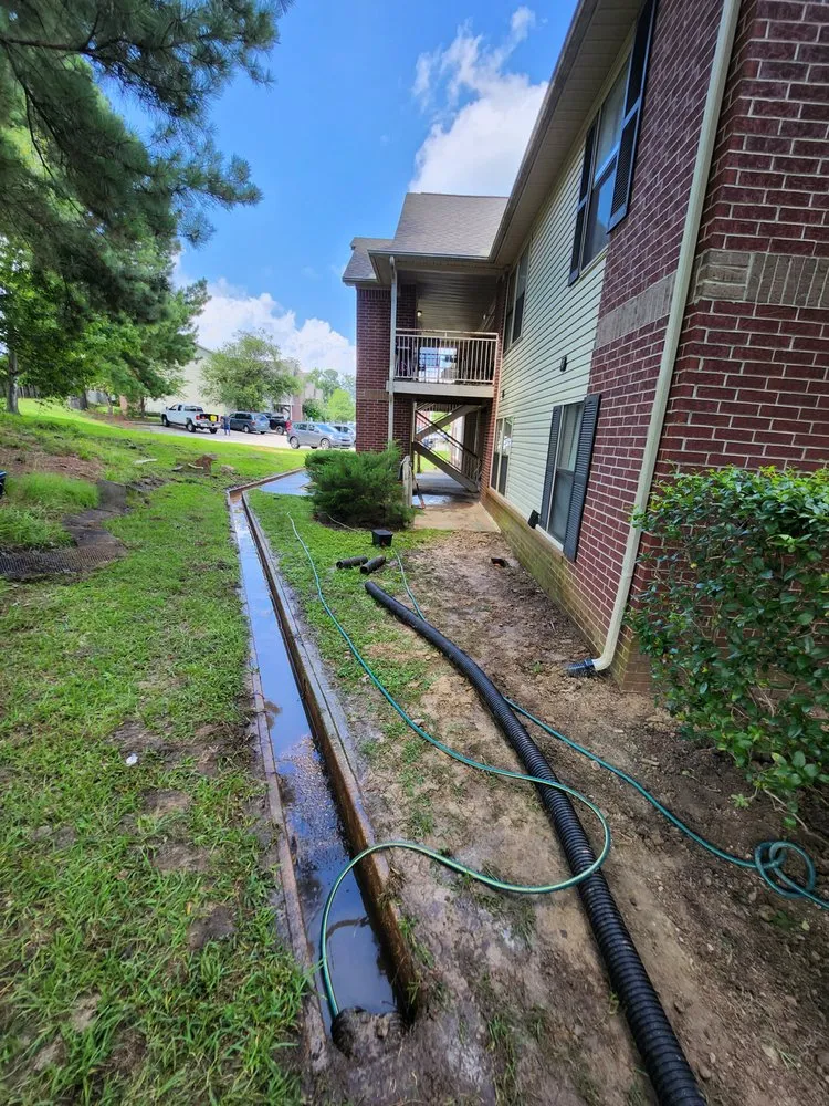 Top-rated residential landscaping for beautiful yards in Magnolia, AR by Pecas Landscape & concrete