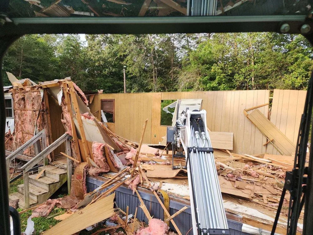 Custom outdoor landscaping experts serving Mayodan, NC - Peche’s Landscaping & lawncare