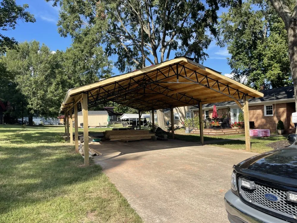 Professional residential landscaping for residential properties in Mayodan, NC by Peche’s Landscaping & lawncare