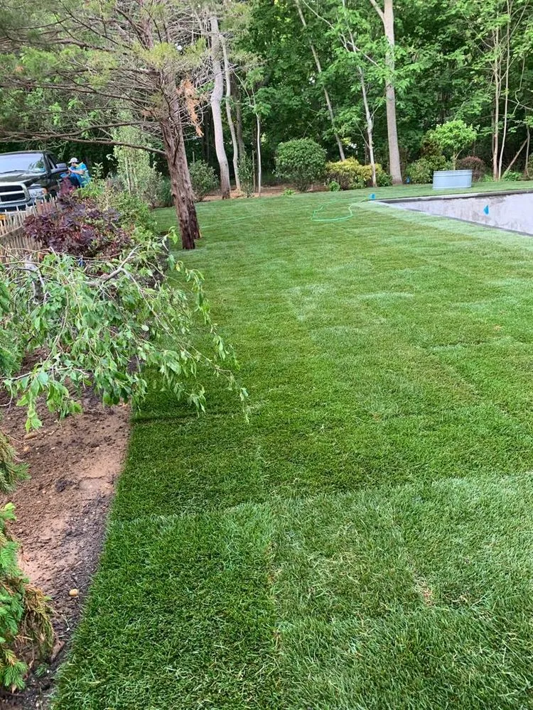 Top-rated garden landscaping in Southold, NY by Peconic Garden and Landscaping