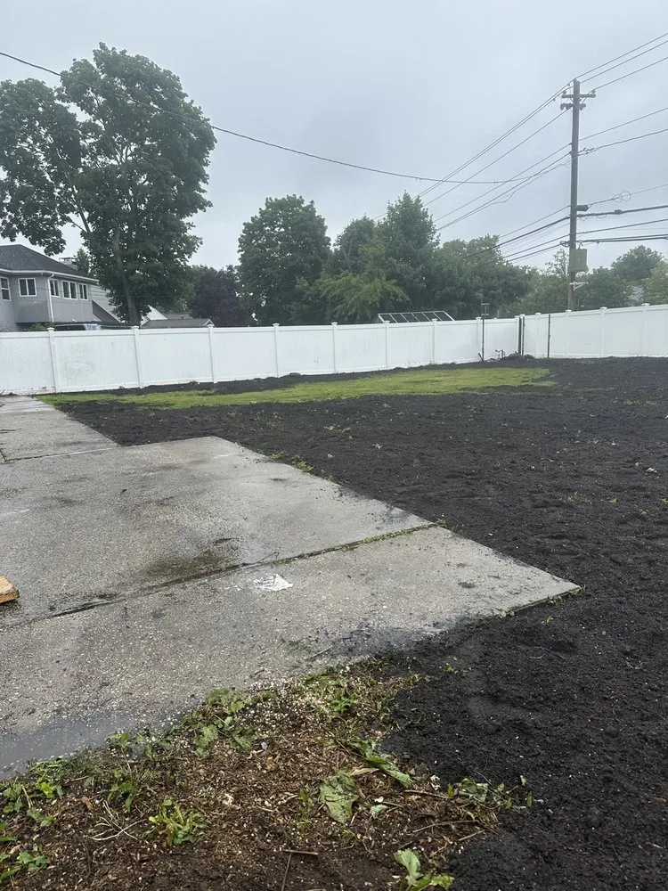 Professional yard maintenance in Hicksville, NY by Pedro Escobar Landscaping