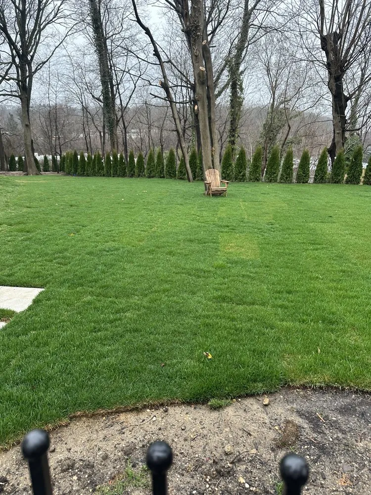 Expert garden landscaping experts serving Hicksville, NY - Pedro Escobar Landscaping