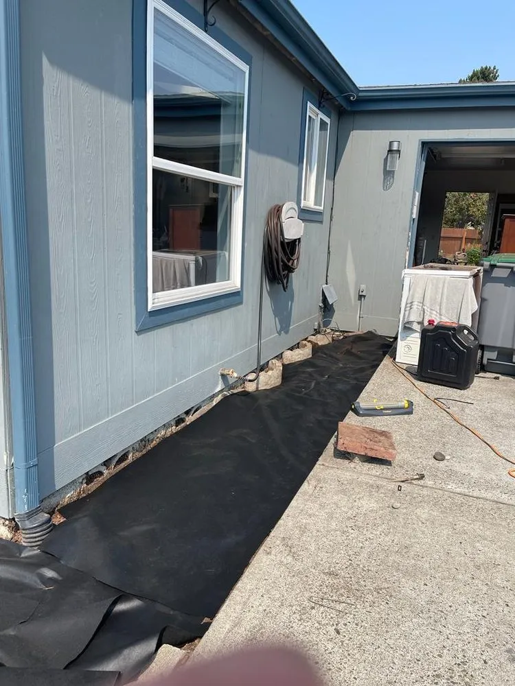 Affordable yard cleanup service in Belfair, WA - Pedro Jesus Landscaping