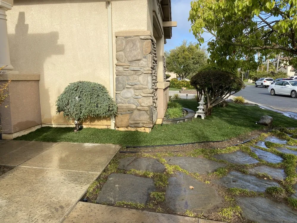 Trusted yard maintenance with custom design in Oxnard, CA by Pedro Lopez & Sons Maintenance & Landscaping