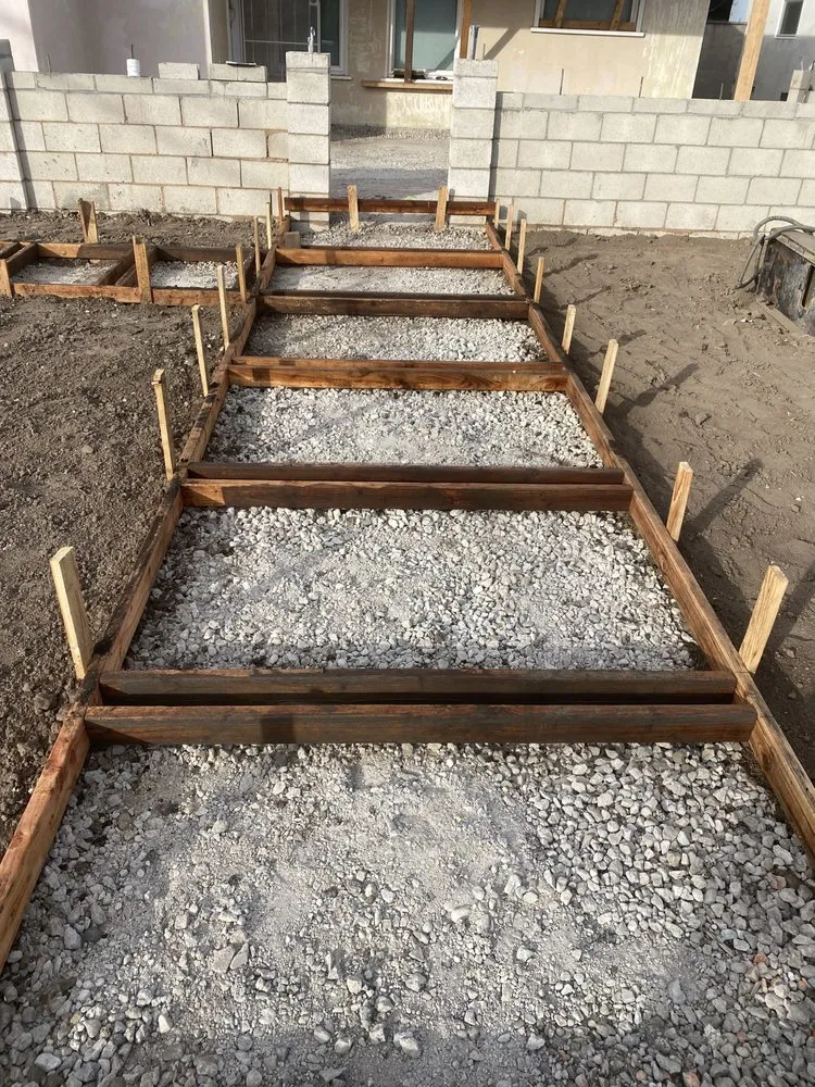 Top-rated yard maintenance experts serving Oxnard, CA - Pedro Lopez & Sons Maintenance & Landscaping