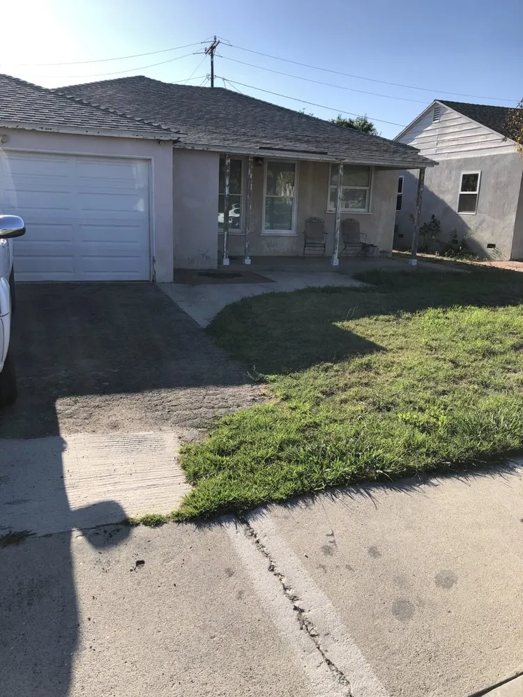 Reliable garden landscaping in Oxnard, CA by Pedro Lopez & Sons Maintenance & Landscaping