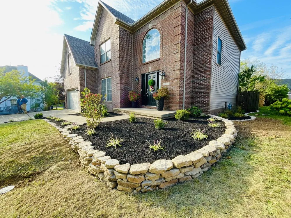 Affordable lawn mowing service in Lexington, KY - Pedro Ramirez Landscaping