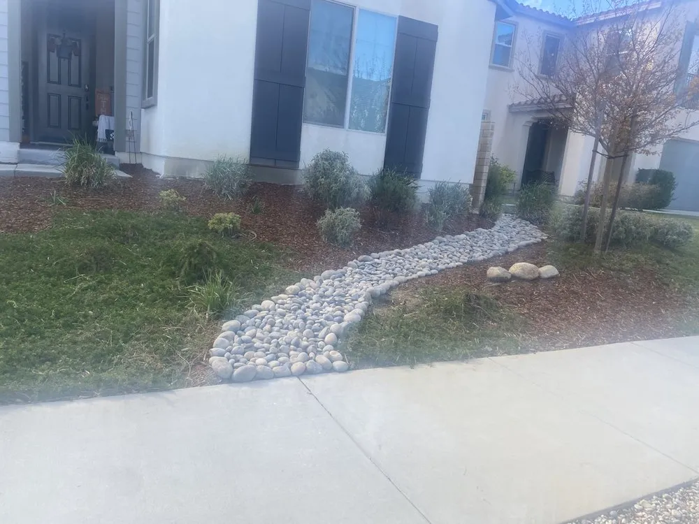 Top-rated yard maintenance in Santa Clarita, CA by Pedro's Gardner & Landscaping