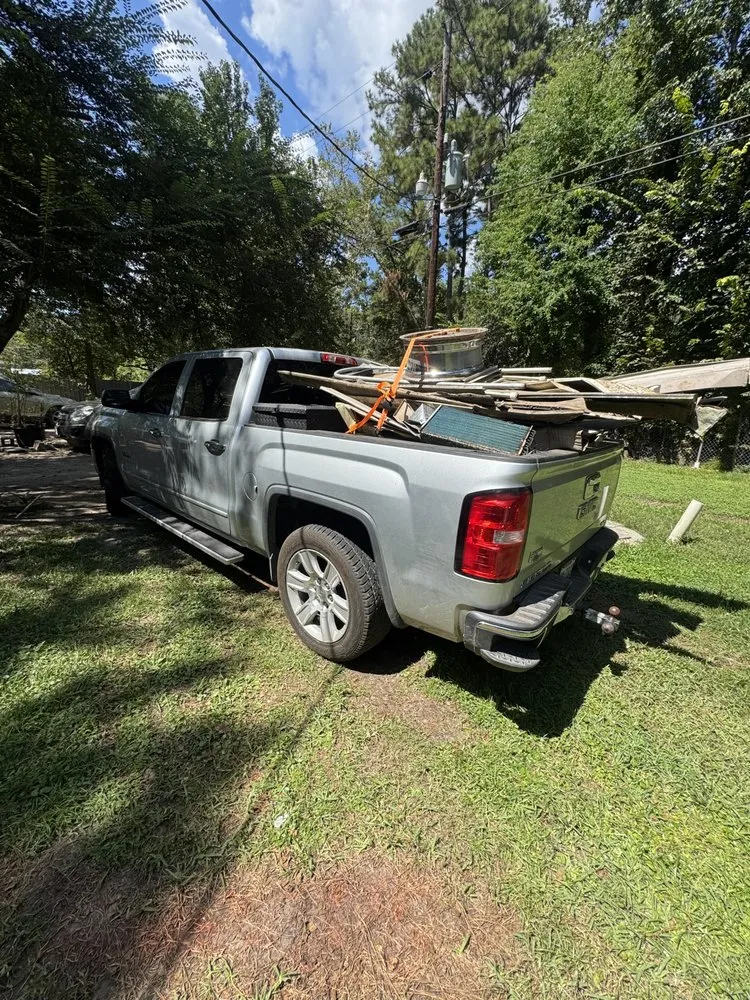 Reliable lawn mowing service in Porter, TX by Pedro's Junk Removal & Lawncare