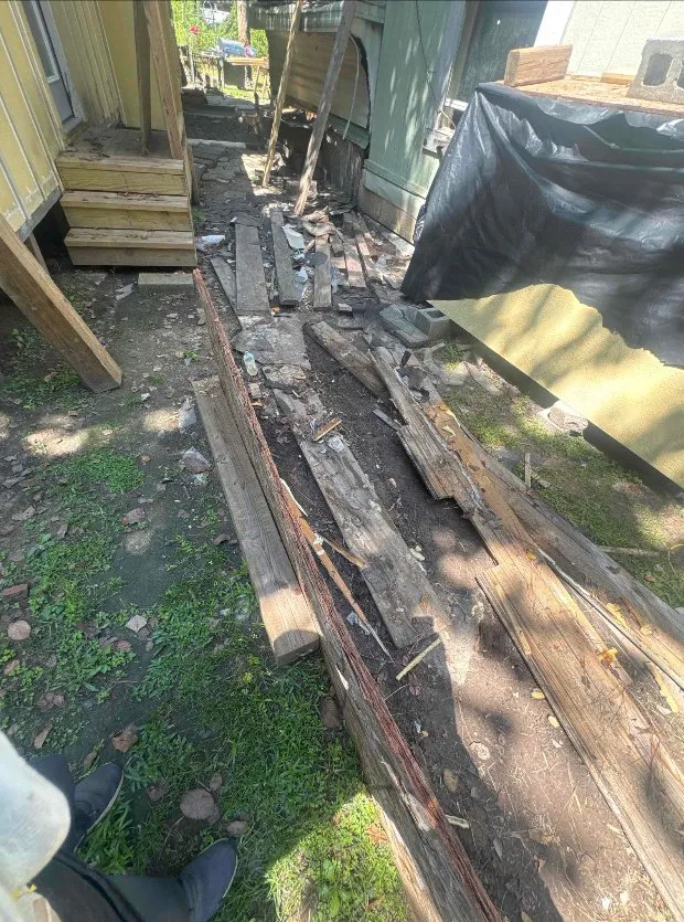 Reliable landscape installation experts serving Porter, TX - Pedro's Junk Removal & Lawncare