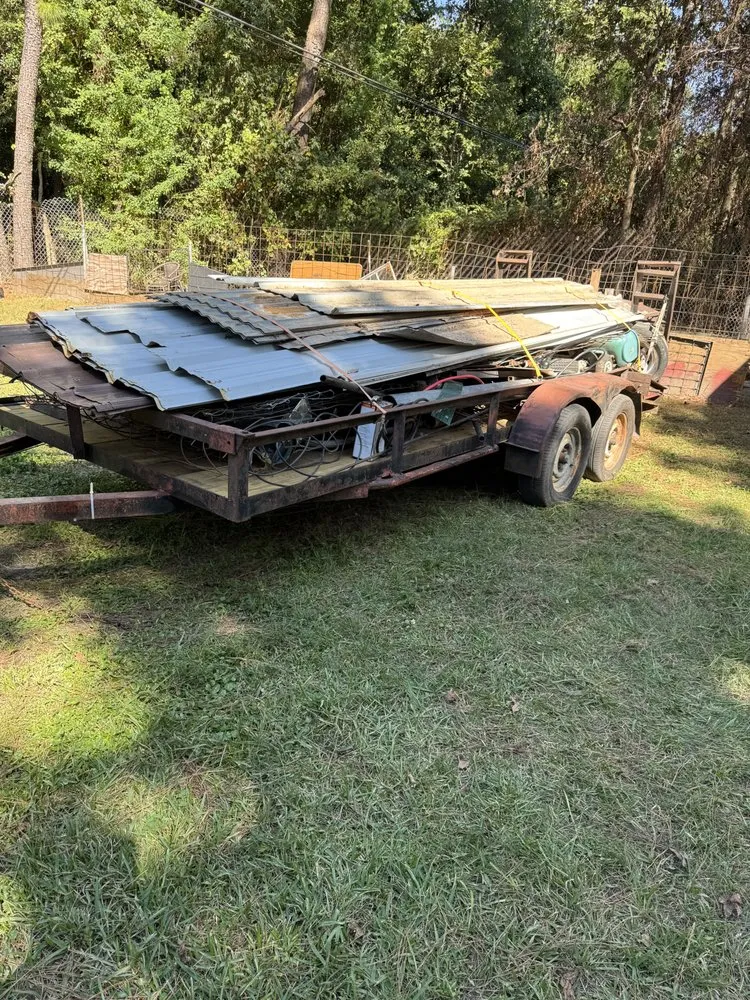 Reliable landscaping services experts serving Porter, TX - Pedro's Junk Removal & Lawncare